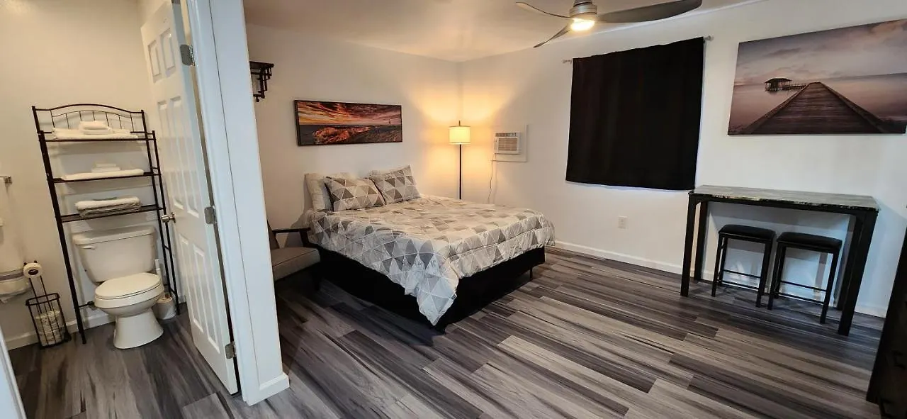 #1 New! Couples Getaway Self Checkin Studio Apt Keaau 0*,